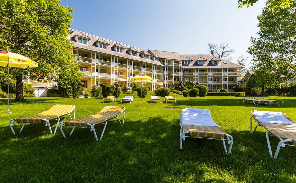 Werzer Strandcasino Hotel Portschach am Woerthersee Exterior photo